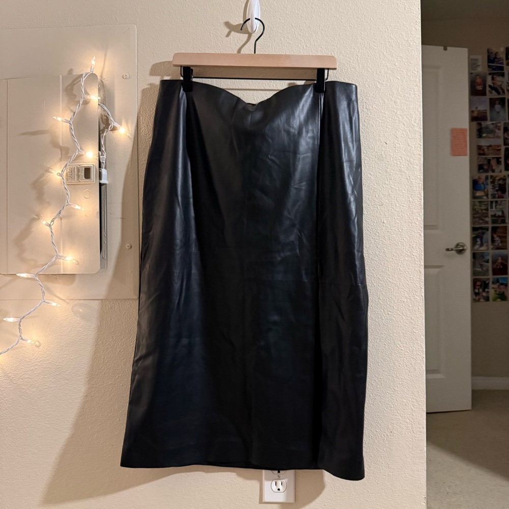 Express Black Faux Leather High-Waist Pencil Skirt